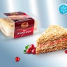 Pastel de capas "Napoleón" con sabor a vainilla y relleno de arándano rojo, envuelto 400g