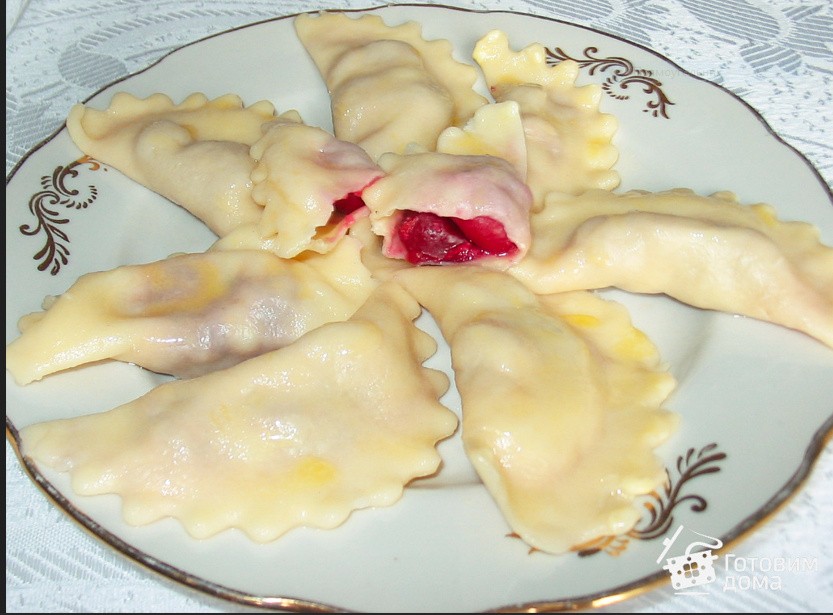 Вареники с вишней 800г