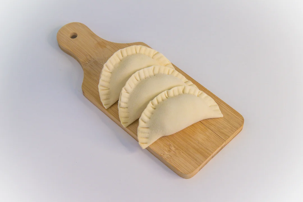 Chebureki com carne moída de porco e carne bovina 800