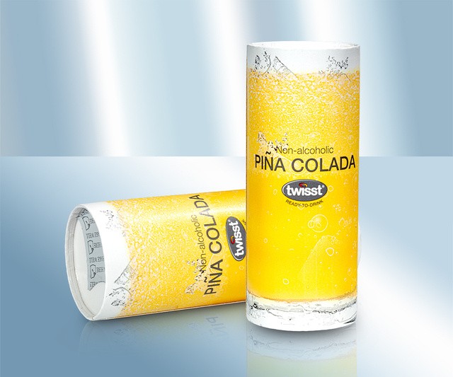 Bebida refrescante sin alcohol con zumo de piña y sabor a coco "Pina Colada" 240g